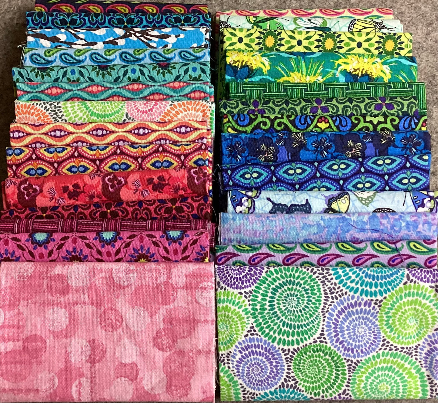 Assorted Fat Eigth Bundles