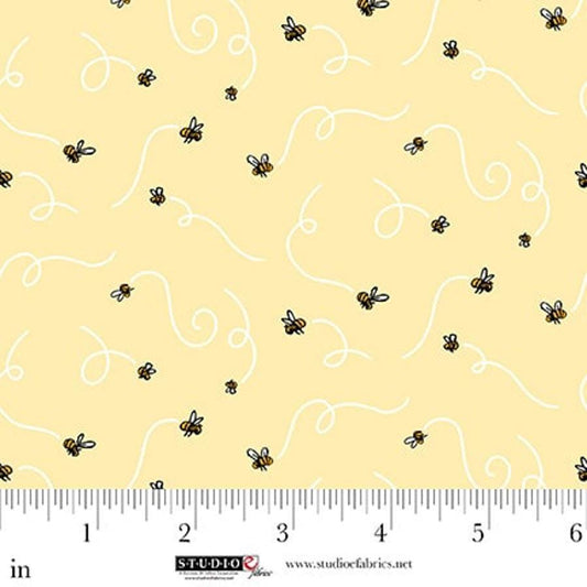 Classic Winnie Bees #8719-44 Yellow