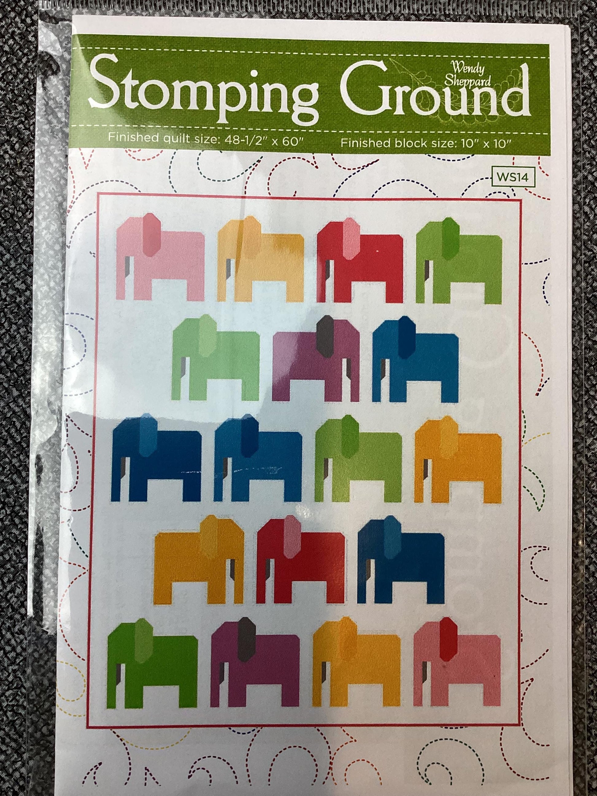 Leo & Savannah Stomping Ground Quilt Kit